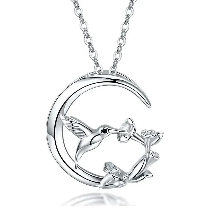 New High end Geometric Design Love Cube Zirconia Necklace with Sparkling Zirconia Jewelry Elegant Daily Accessories Wholesale