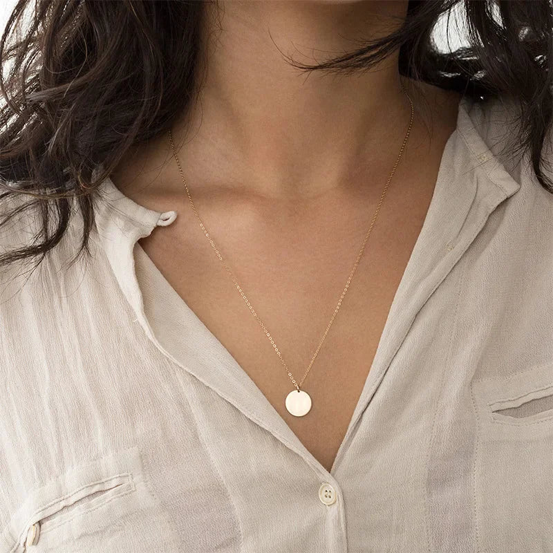 St.delan Golden round Pendant Short Stainless Steel Necklace Clavicle Chain Engraving Available Jewelry Accessory