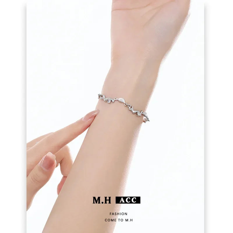 Original Abstract Irregular Women's Bracelet Non-fading Summer Cold Style Fashion Versatile High-End Feeling Hand Jewelry