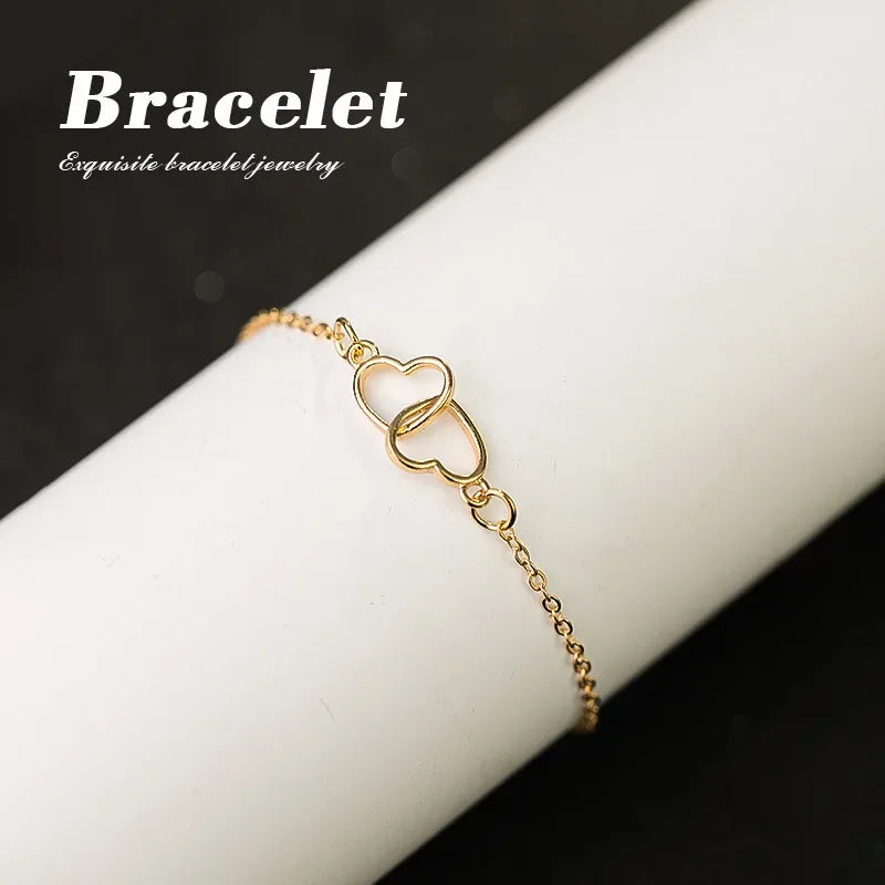Lightweight Hollow Heart Interlocking Bracelet Women's Minimalist Trendy Style Simple Design Heart Shaped Bracelet for Ladies