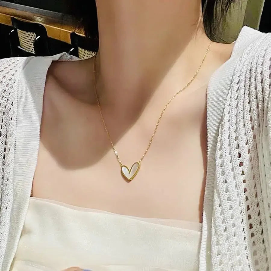 Stainless Steel Shell Love Heart Pendant Necklace For Women Girls Gold Color Korean Style Clavicle Chain Wedding Jewelry Gifts
