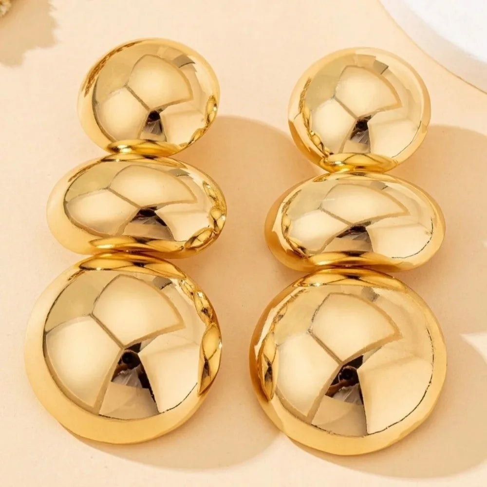 Retro Exaggerated Geometric Earrings Metal Golden Large Earrings Round Design Irregular Women Jewelry European American Style