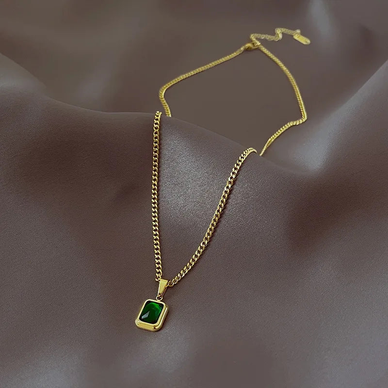 New Style Retro Alloy Square Emerald Zircon Geometric Square Pendant Necklace For Women Girls Charm Temperament Jewelry Gift