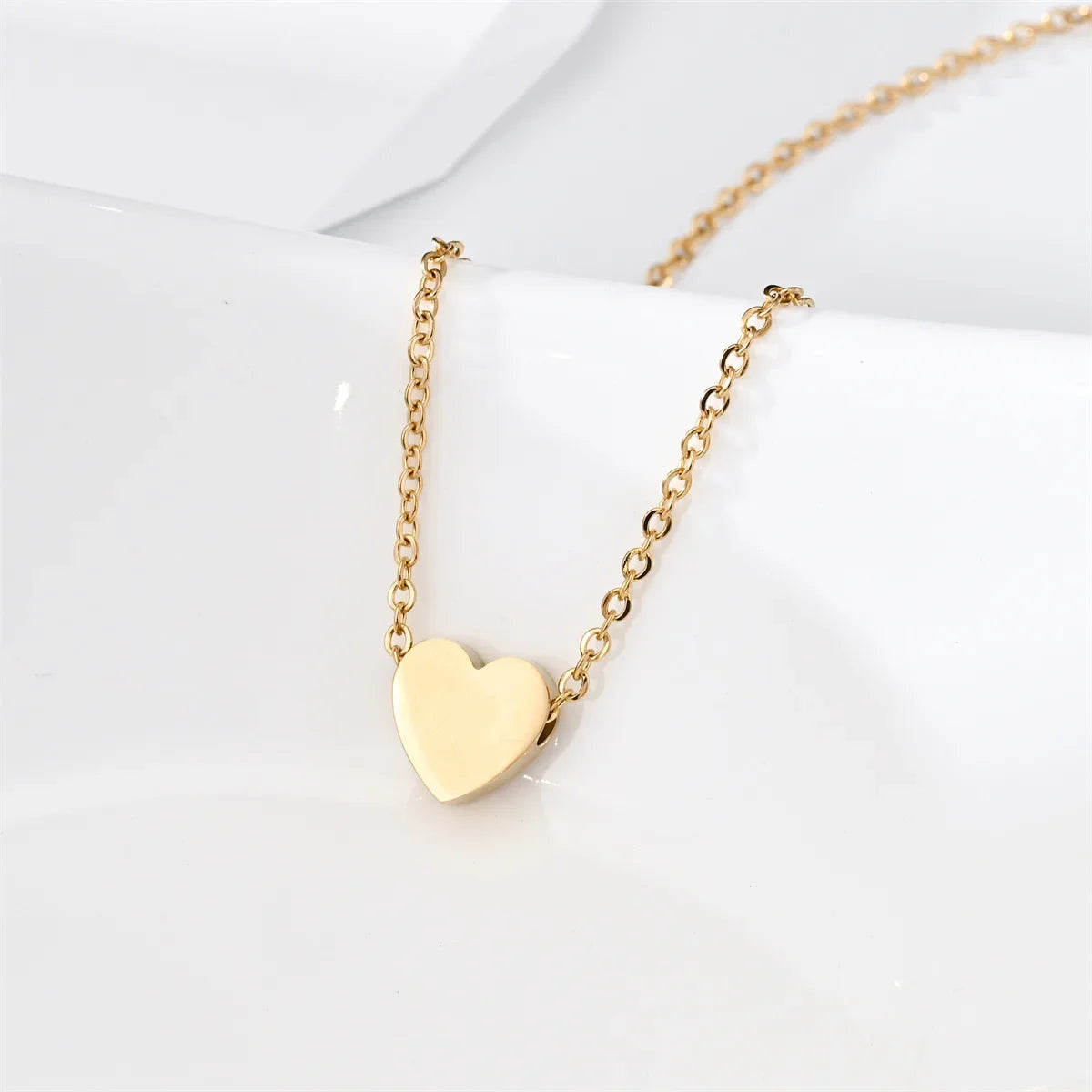 Gold Plated Heart Necklace |Silver Plated Necklace Cute Dainty Love Pendant Necklaces for Women Gift for Girls Gift for Women
