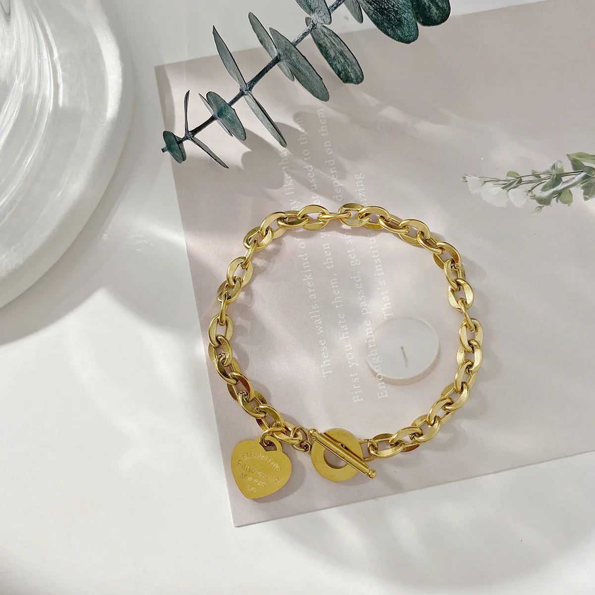 Hot Selling Titanium Steel Heart Link Bracelet For Women Gold color Office Hand Jewelry Gifts Wholesale