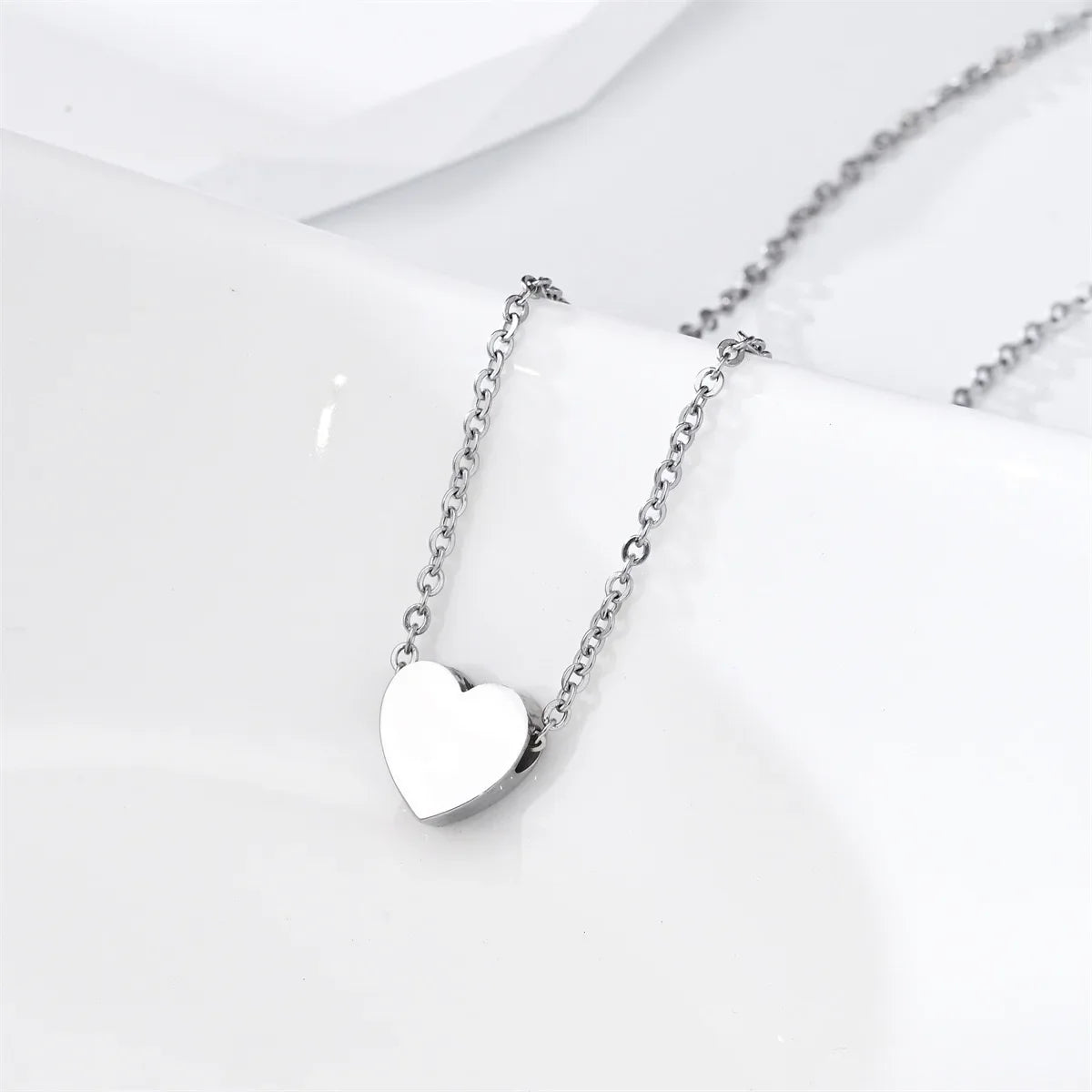 Gold Plated Heart Necklace |Silver Plated Necklace Cute Dainty Love Pendant Necklaces for Women Gift for Girls Gift for Women