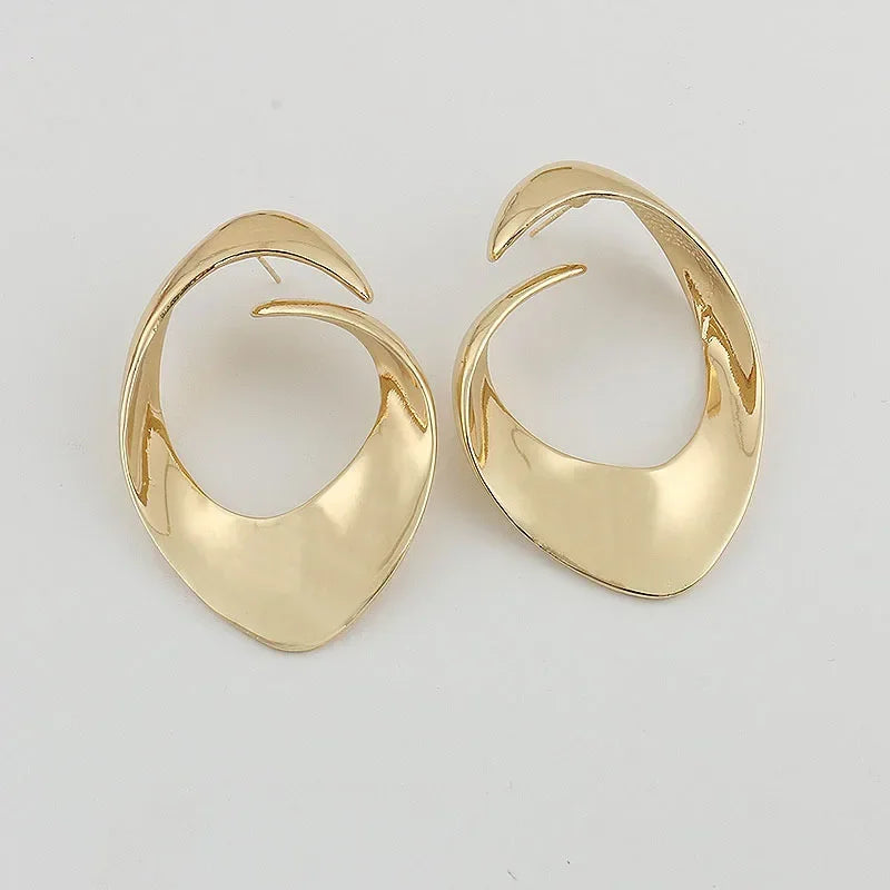 Modern Jewelry European and American Design Metal Geometric Irregular Earrings For Women Party Gifts Exaggerative Accessories