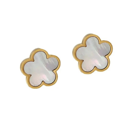 CARLIDANA New Adorable Botanical Small Earring for Ladies White Shell Insertion Oil Drip Blossom Clover 18K Gold Color Earrings