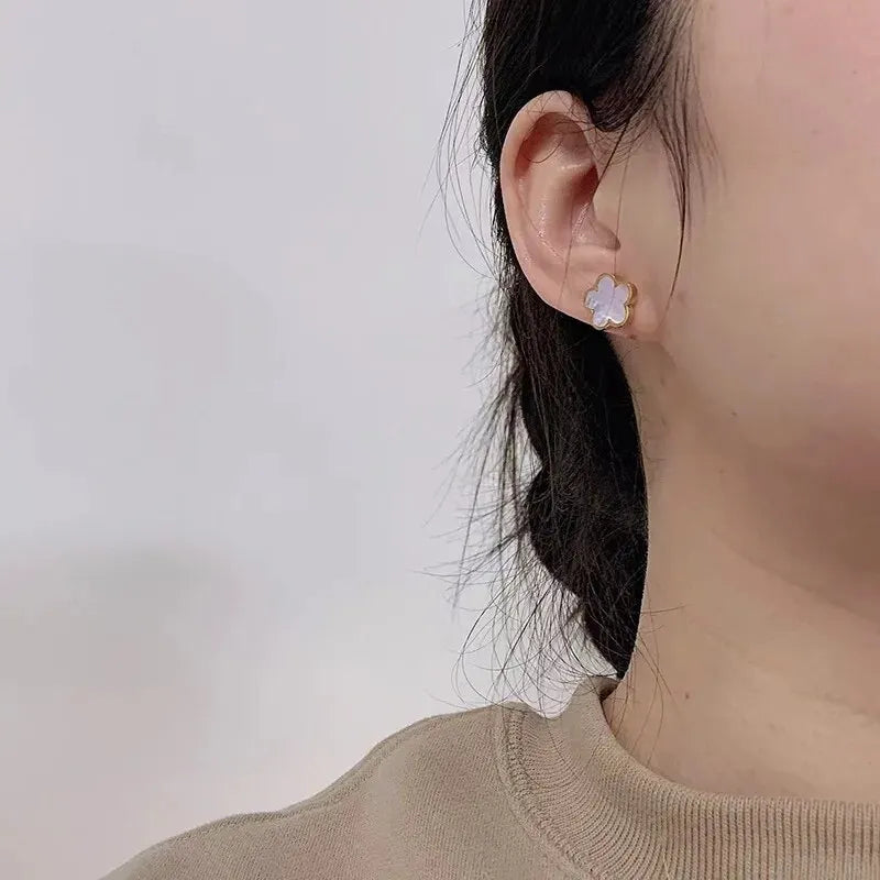 CARLIDANA New Adorable Botanical Small Earring for Ladies White Shell Insertion Oil Drip Blossom Clover 18K Gold Color Earrings