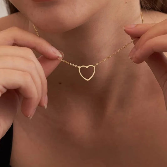 Hollow Love Heart Pendant Necklaces Stainless Steel Necklace Minimalist Valentine's Day Jewelry Gift for Women Men Couple