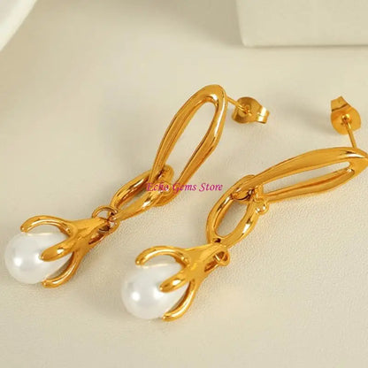 Stylish Pearls Earrings Exquisite Earrings Fashion Ear Jewelry Stainless Steel Texture Ear Studs for Various Styling C71A