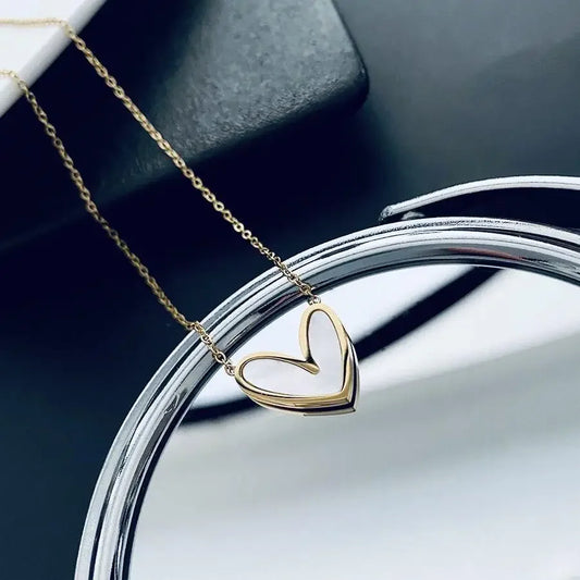 Stainless Steel Shell Love Heart Pendant Necklace For Women Girls Gold Color Korean Style Clavicle Chain Wedding Jewelry Gifts