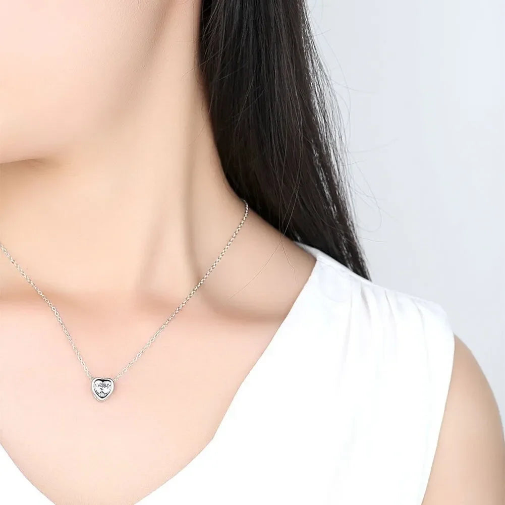 Fashionable Bride Jewelry Set Heart Shaped Zircon Pendant Necklace Earrings Women's Style Korean Version Pendant Loops