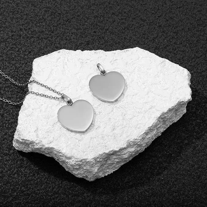 Fashionable Stainless Steel Mirror Surface Heart Shaped Necklace for Couples And Best Friends Unique Personality Jewelry Accesso